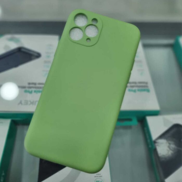 iPhone 11 Pro Yeşil İçi Kadife Kapalama Lansman Kılıf