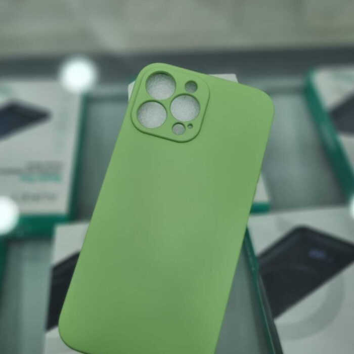 iPhone 13 Pro Max Yeşil İçi Kadife Kapalama Lansman Kılıf