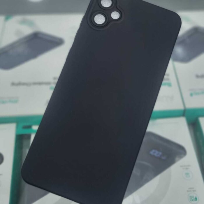 Samsung Galaxy A05 Siyah İçi Kadife Kaplama Lansman Kılıf