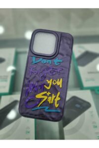iPhone 15 Pro Baskılı Kabartmalı Koyu Mor Sert Kapak