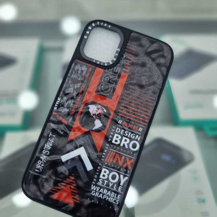 iPhone 15 Pro Baskılı Kabartmalı Sert Kapak