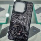 iPhone 15 Pro Baskılı Kabartmalı Sert Kapak