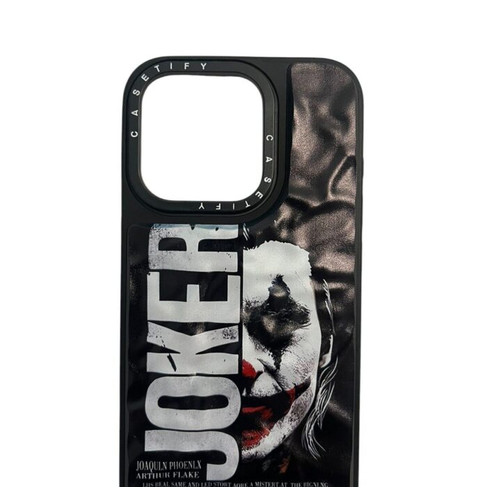 İPhone 15 Pro Siyah Joker Baskılı Kabartmalı Kılıf