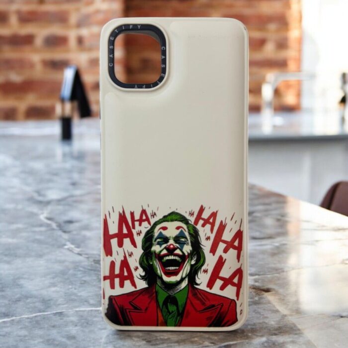 Samsung Galaxy A04 Beyaz Gülen Figür İçi Kadife Baskılı Kılıf